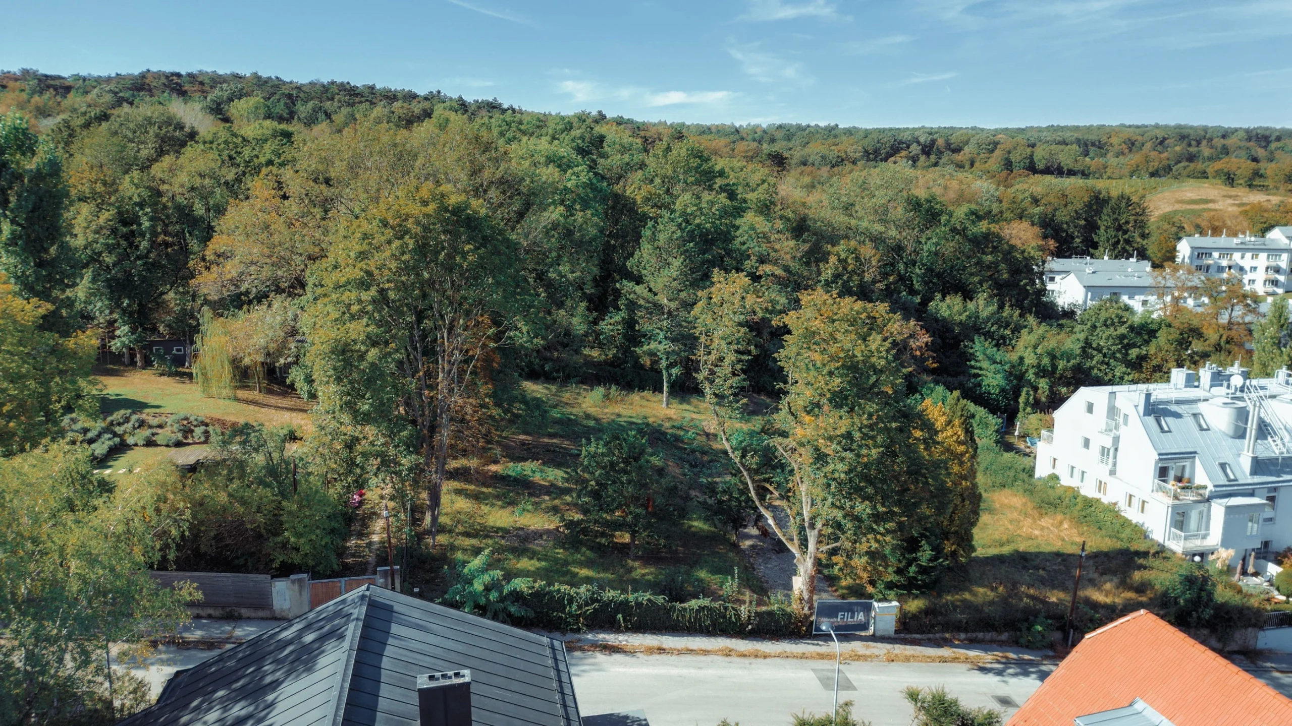 Vorsorgegrund in der Georgsgasse mit Blick in die Natur.